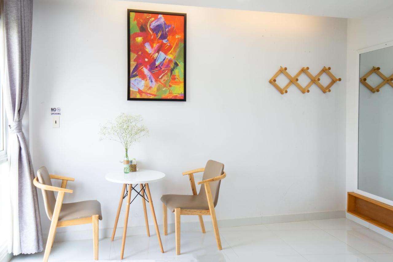 Hostie Saigon Wanderlust Home Хошимін Екстер'єр фото