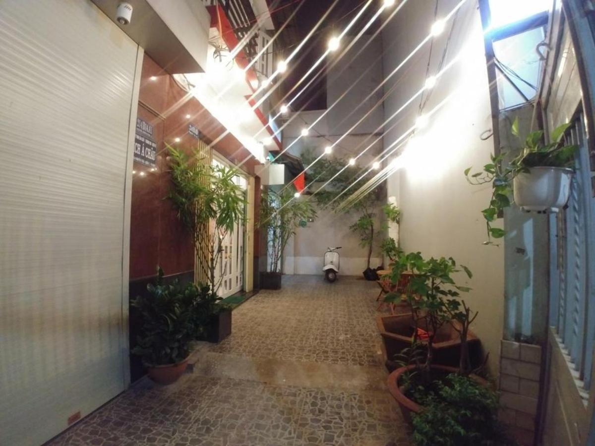 Hostie Saigon Wanderlust Home Хошимін Екстер'єр фото